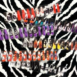 Halloween Themed Press-On Nails Set